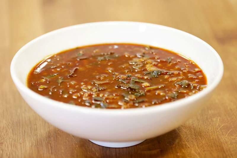 Как да си направим известната супа от черна леща? Трикове супа от черна леща