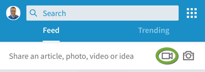 Потърсете иконата на видеокамера в мобилното приложение LinkedIn.