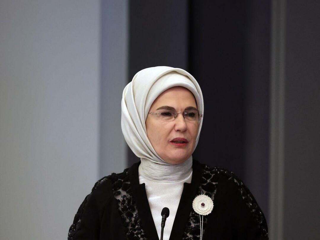 Телефонна дипломация от първата дама Ердоган за "Газа"!