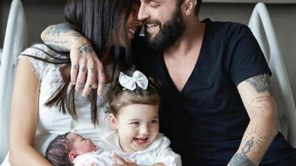 Съпругата на Беркай Йозлем Ада Şahin научи Мевлит за новороденото си бебе!