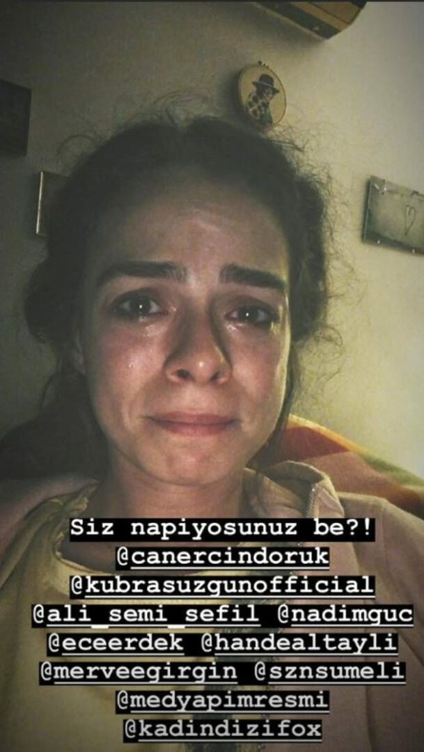 Özge Özpirinçci избухна в сълзи: извади ни белите дробове