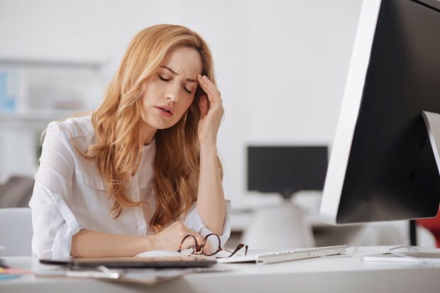 Хроничната умора причинява главоболие