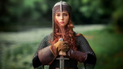 Шведското момиченце намери 1500-годишен меч в езерото