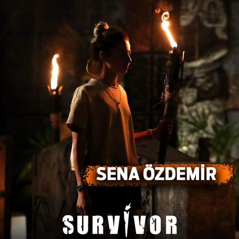 Името, което се сбогува с Survivora, е Sena