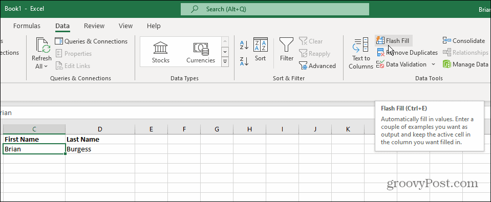 Инструменти за данни Flash Fill Excel