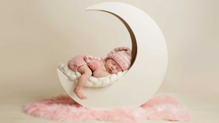 Как се развива развитието на съня при бебетата?