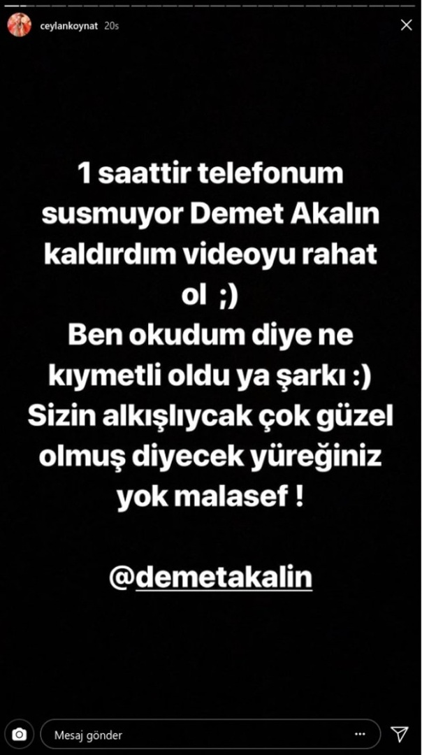 Предотвратява Ceyla Koynat, която отново чете песента от Demet Akalın!