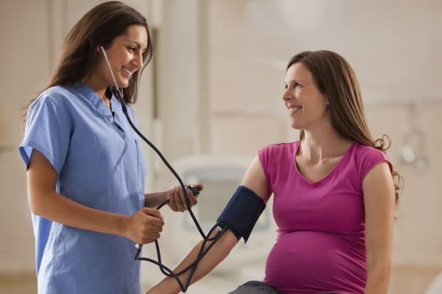 Какво трябва да бъде кръвното налягане по време на бременност?