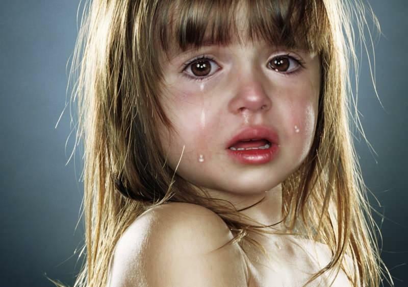 Какво означава да видиш плачещо момиче насън?