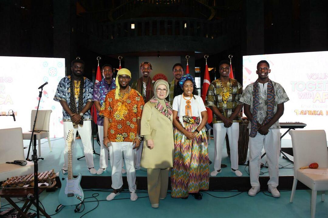 снимки от срещата в африканската къща