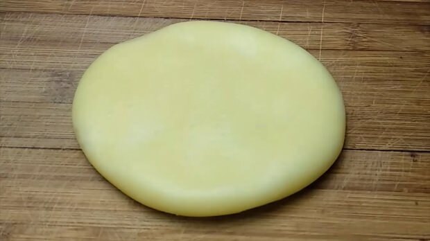 Какво е сирене Kolot? Как да си направим кашкавал?