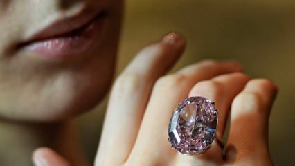 Най-големият розов диамант в света