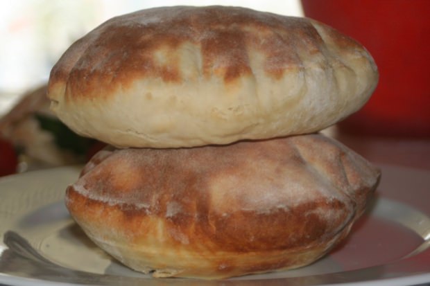 Как да си направите пухкав пита хляб? Сръчността на питата