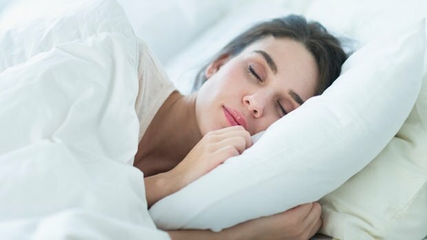 Какви са причините за изпотяване по време на нощния сън? Какво е добро за изпотяване?