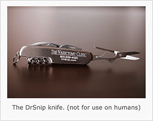 Това е екранна снимка на джобния нож DrSnip. Джей Баер казва, че ножът е пример за задействане на разговор.