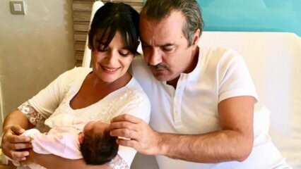 Известната актриса Есекан Гюмечи стана майка