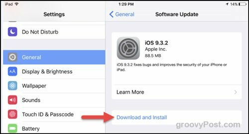 Apple iOS 9.3.2 актуализира кръпка за сигурност