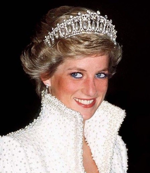 Кейт Мидълтън носеше короната на принцеса Даяна