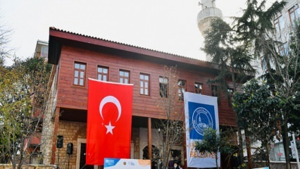 Къде и как да отида Mosehit Süleyman Pasha Mosque? Историята на джамията Üsküdar Şehit Süleyman Pasha