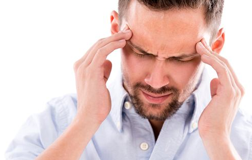 симптоми на мигрена болка