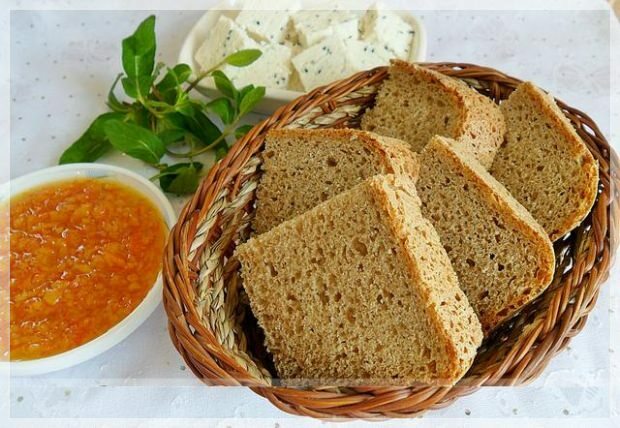 Пърхотът отслабва ли хляба? Колко калории пълнозърнест хляб?