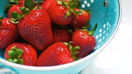 Как да почистите ягоди? Начини за дезинфекция на ягодата в 4 стъпки