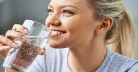 Какви са ползите от питейната вода за кожата и косата? Пиенето на много вода подобрява ли кожата?