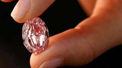 Цената е изумителна: продаден е "най-големият" диамант!