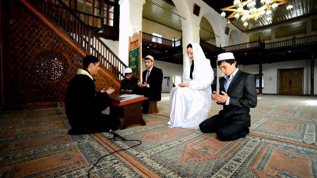 Двойката, която имаше имамска сватба