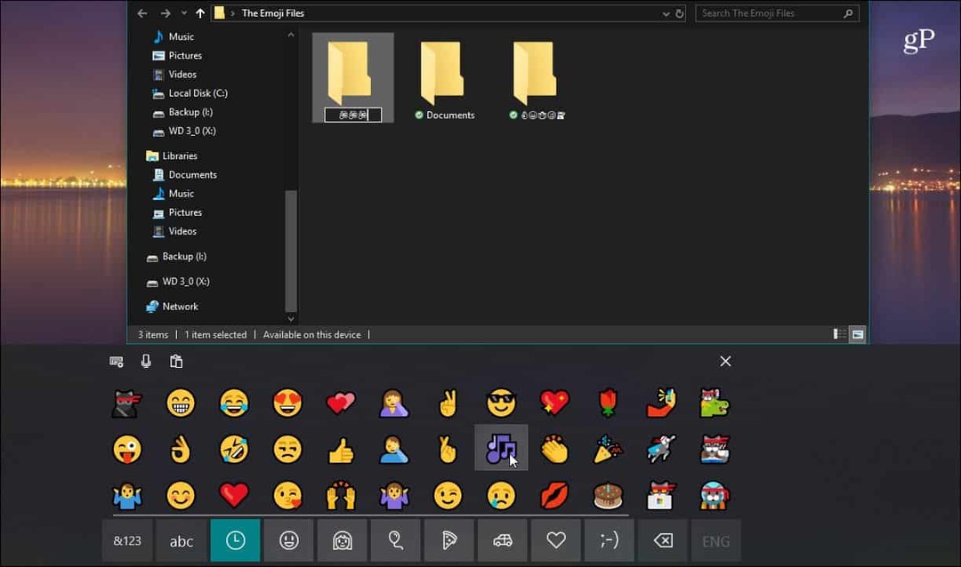 Докоснете клавиатурата Emoji File Explorer