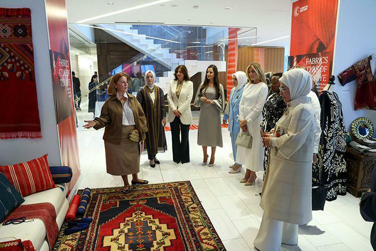 Събитие на Атлас за тъкане на първата дама Ердоган Турция