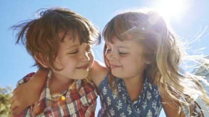 Каква е идеалната разлика във възрастта между двама братя и сестри? Кога трябва да се направи второто дете?