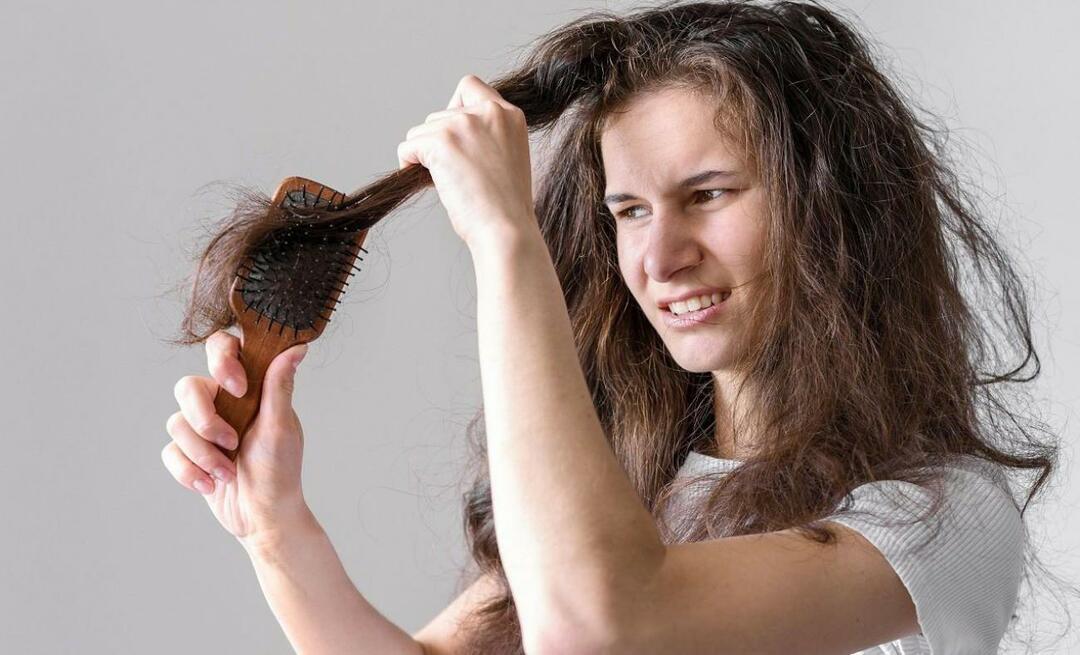 Как да разплетете коса, която е заплетена и прилича на филц?