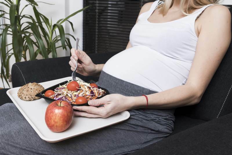 Здравословно хранене по време на бременност! Правилно ли е двойното хранене по време на бременност?