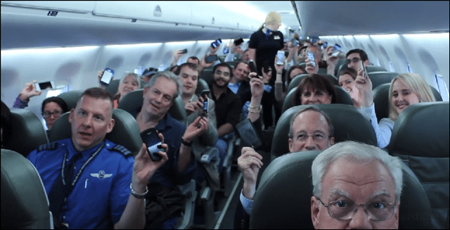 полет на jetblue с включени мобилни телефони