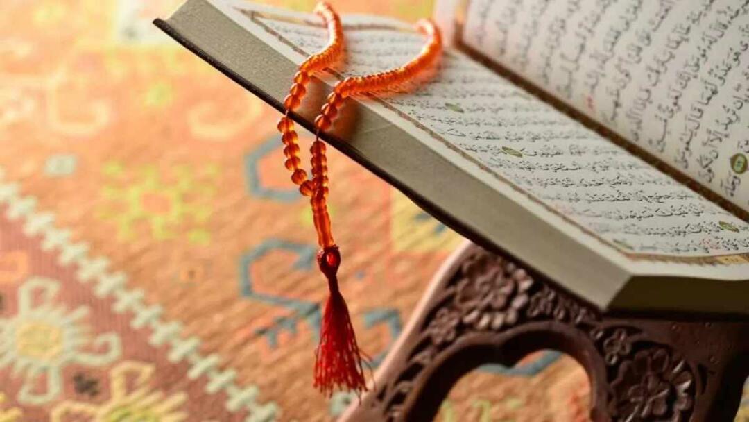 Могат ли жени в менструация и след раждане да се докоснат до Корана?